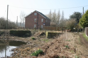 36 Woolston Lock and cottage after EA cut trees