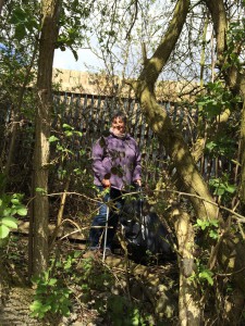 New Cut Canal litter pick 16.04.16 11 Trish Leah a (1632 x 1224)